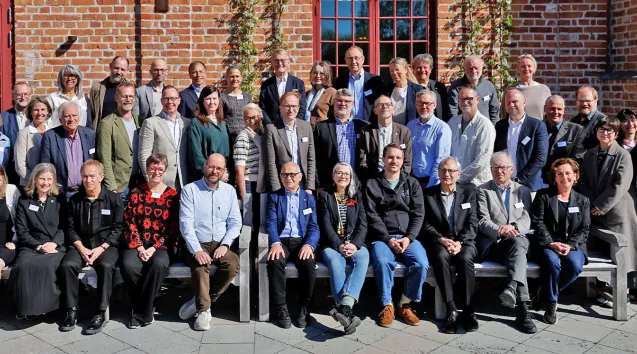 Foto av en grupp personer