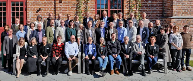 Foto av en grupp personer